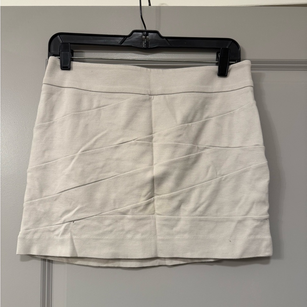 Express Cream Mid-Waist Mini Skirt Size 4 | Structured Neutral Skirt
